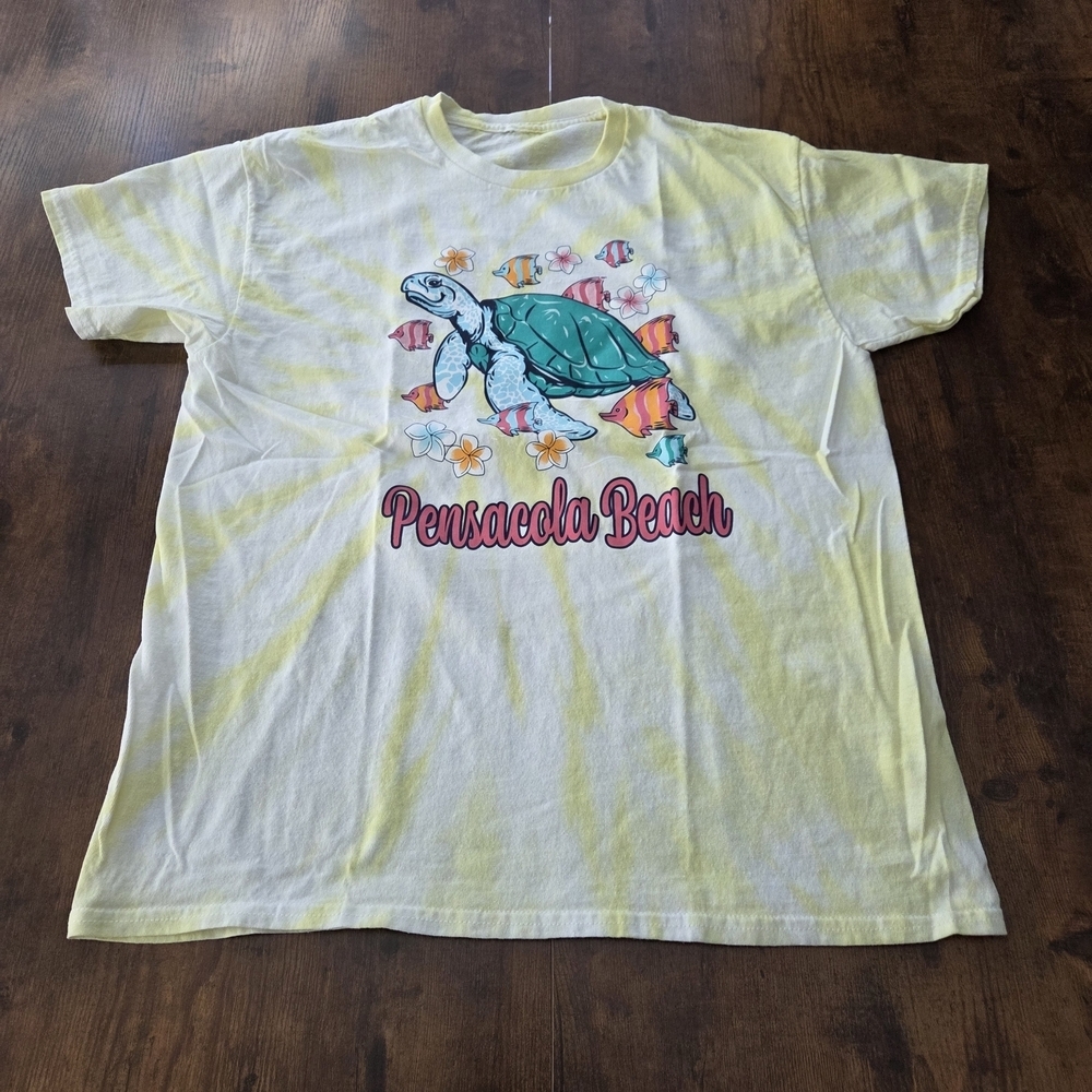 Alvins Island Mens Sea Turtle Graphic Tee Shirt Light Yellow Size Large